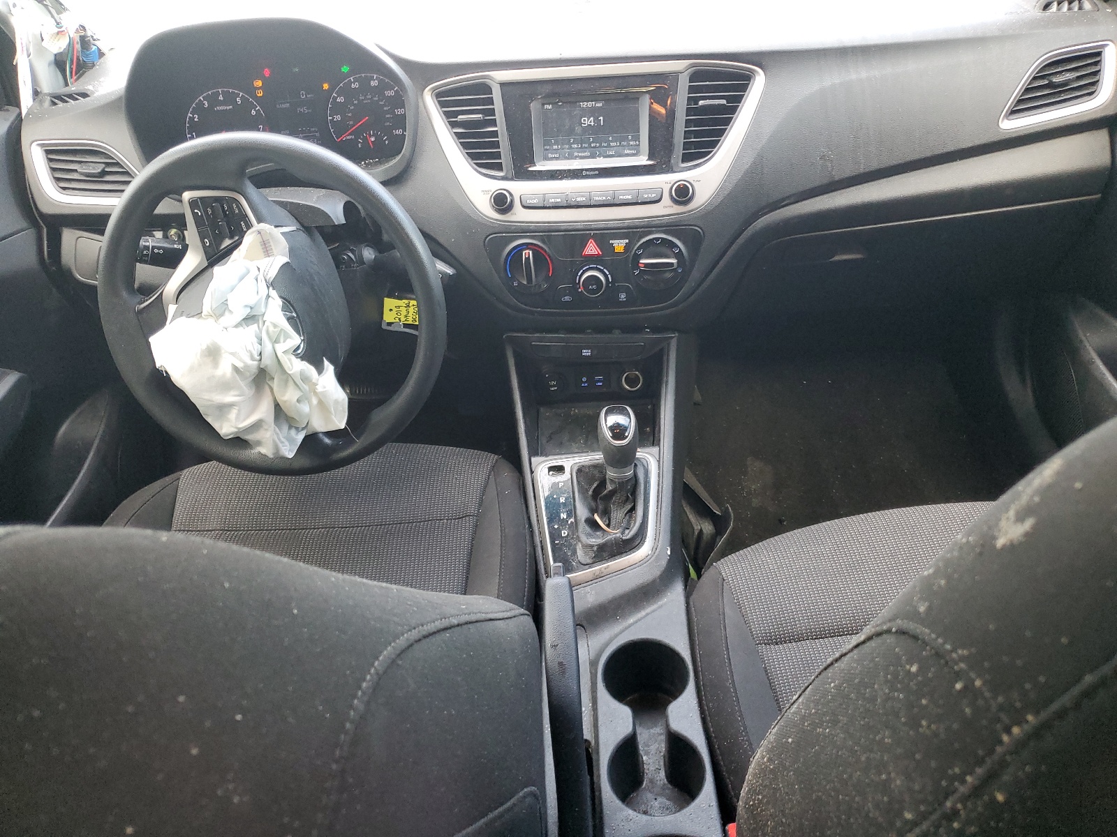 3KPC24A30KE068557 2019 Hyundai Accent Se