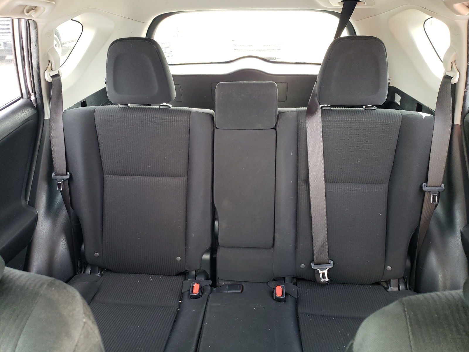 JTMBFREV1JJ192282 2018 Toyota Rav4 Le