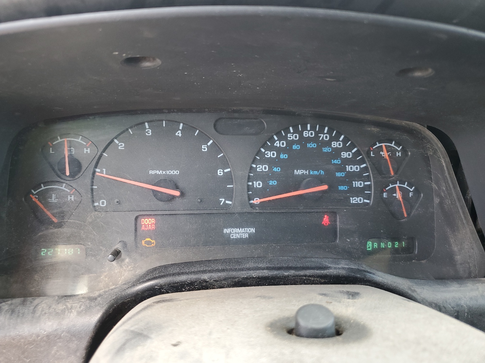 1B7HG48N82S571992 2002 Dodge Dakota Quad Slt