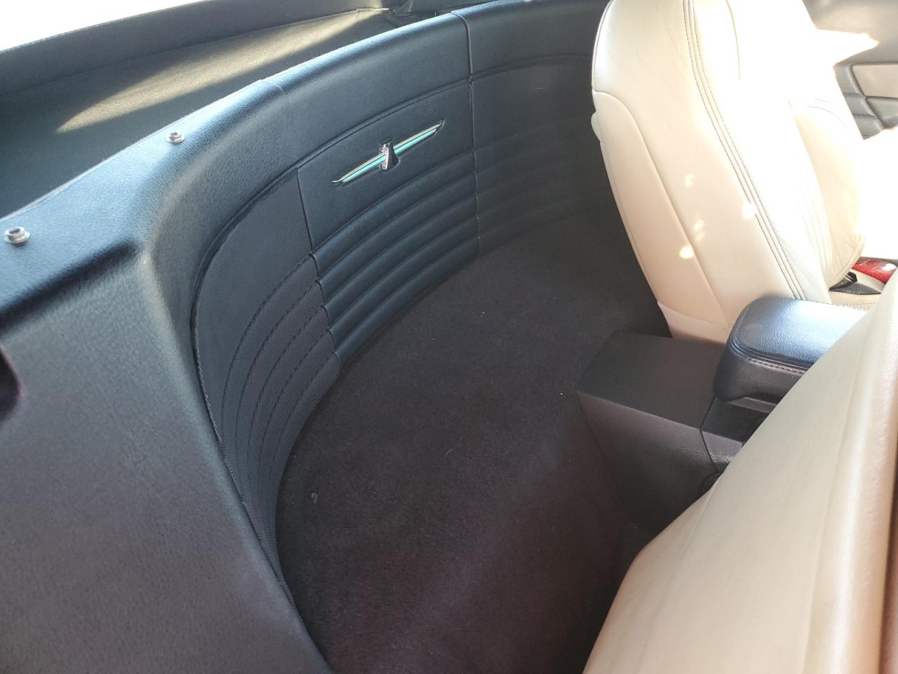 2005 Ford Thunderbird VIN: 1FAHP60A15Y102478 Lot: 61225124