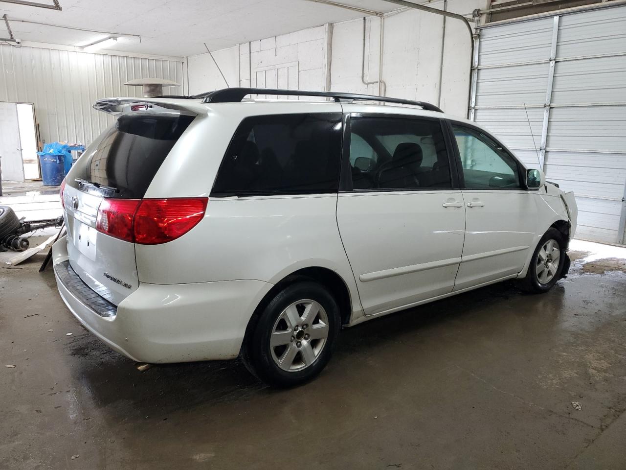 5TDZK22C58S100785 2008 Toyota Sienna Xle