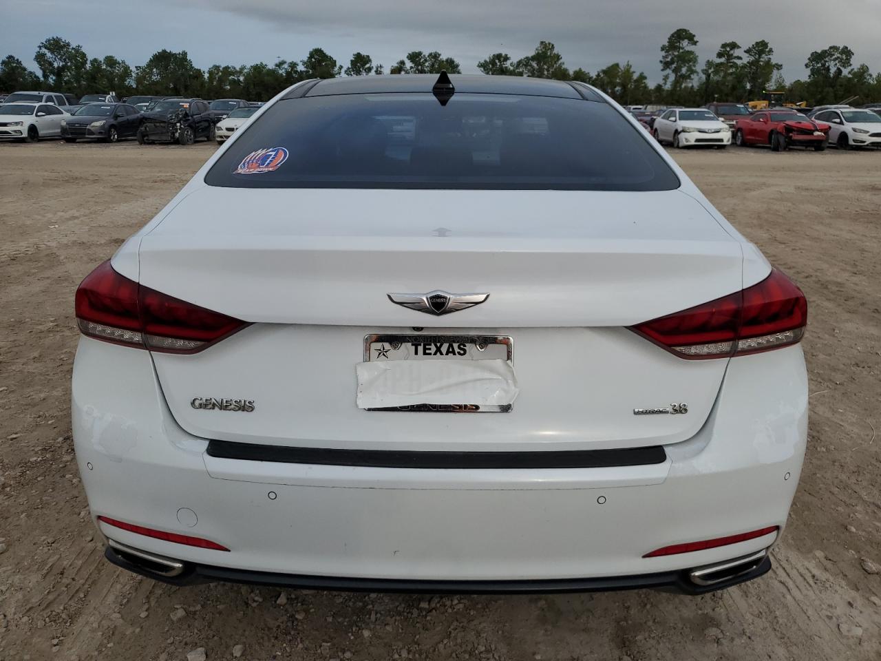 2015 Hyundai Genesis 3.8L VIN: KMHGN4JEXFU046644 Lot: 61923964