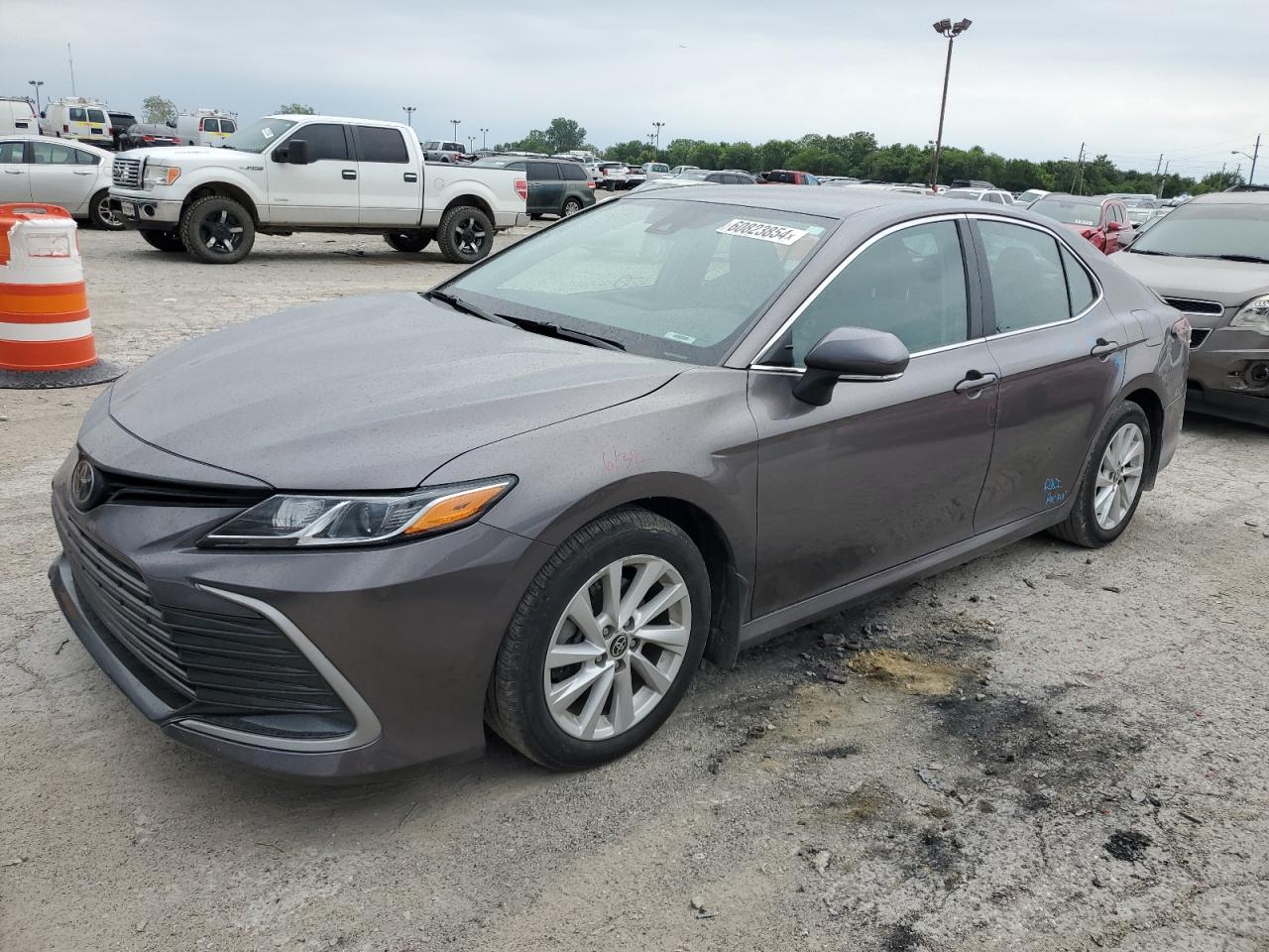 4T1R11AK8PU130147 2023 TOYOTA CAMRY - Image 1