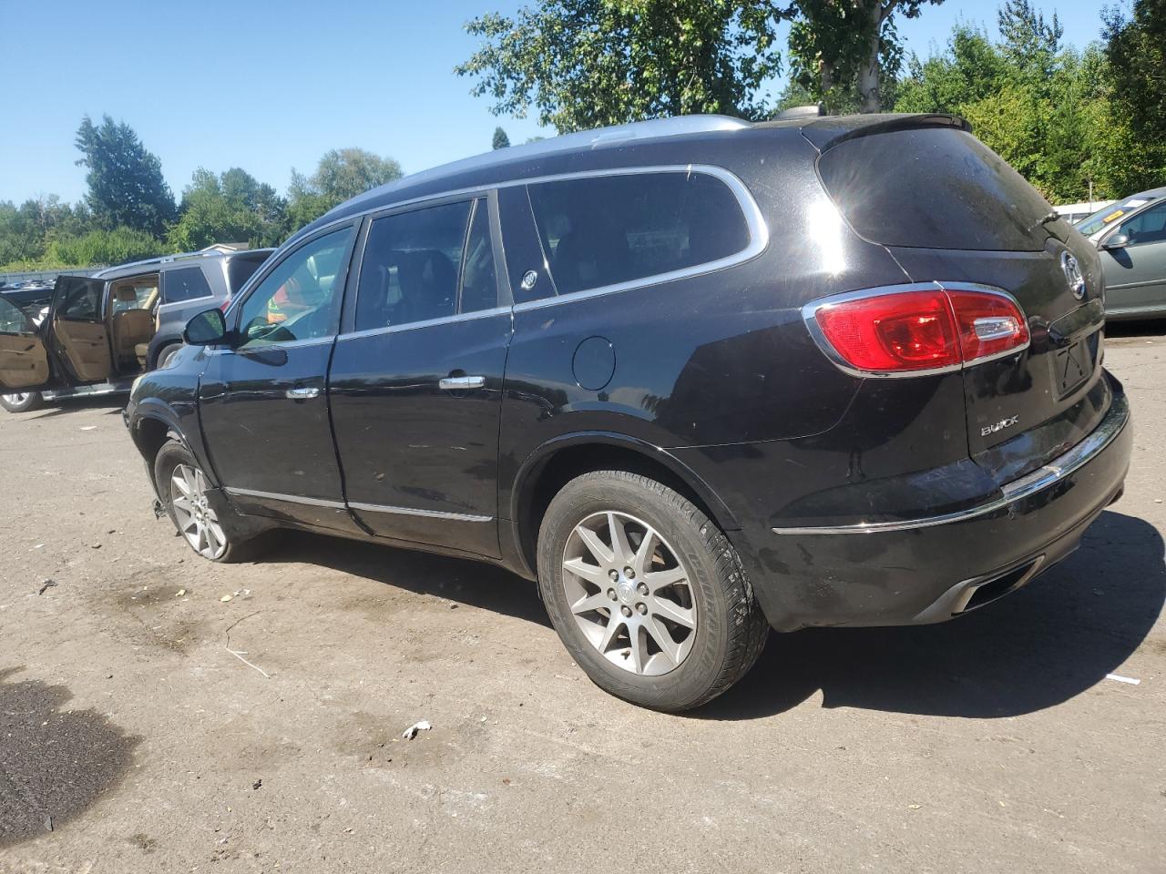 5GAKRAKD5GJ315449 2016 BUICK ENCLAVE - Image 2