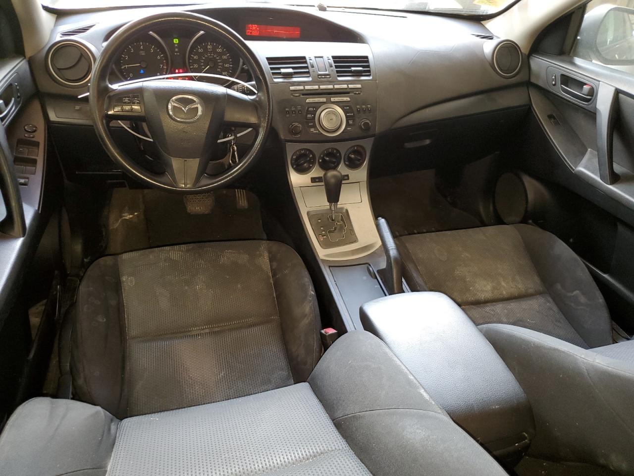 JM1BL1UF1B1442531 2011 Mazda 3 I