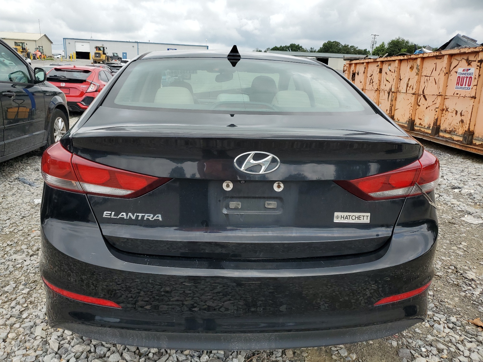 KMHD84LF9HU237166 2017 Hyundai Elantra Se