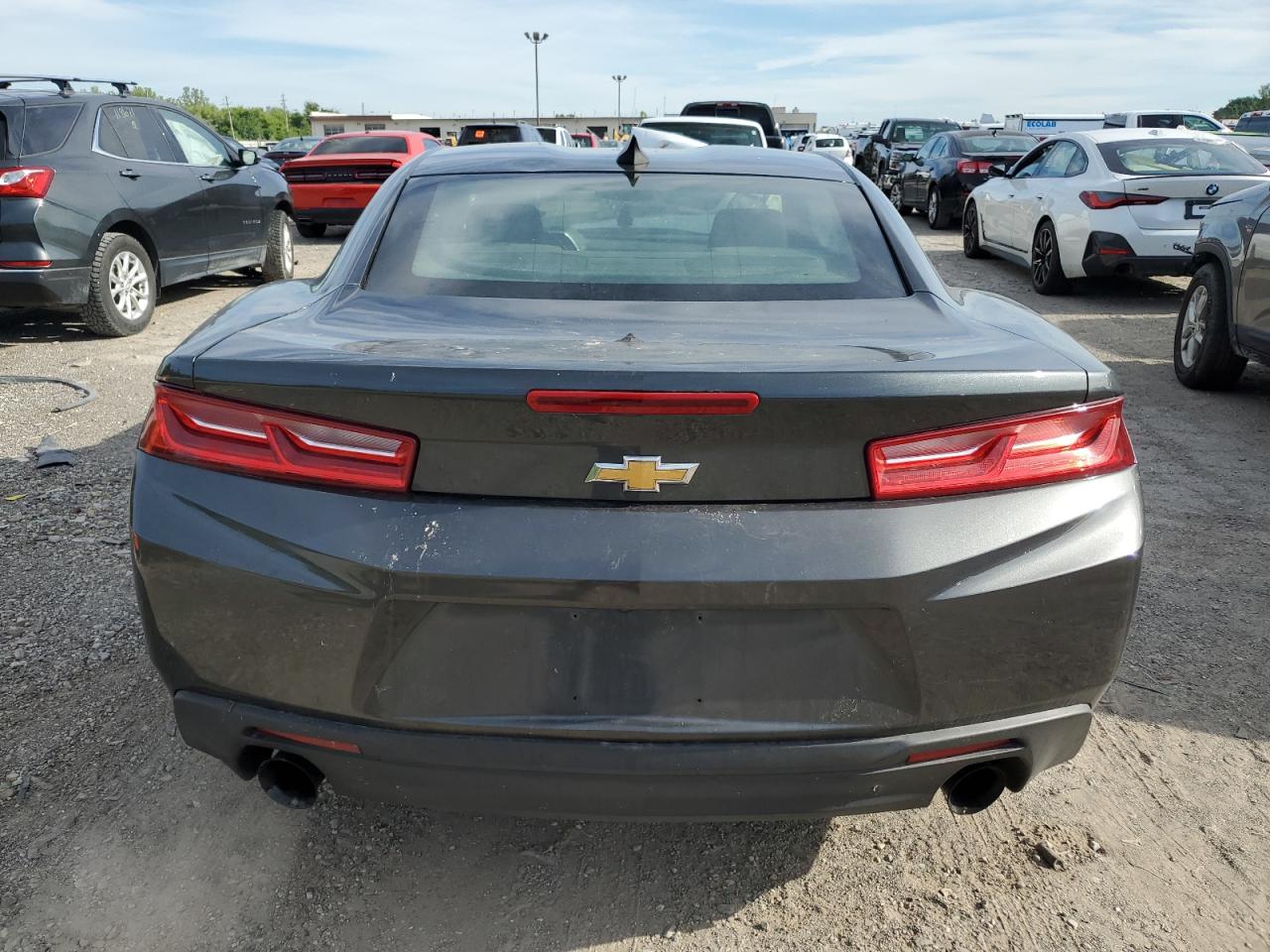 2017 Chevrolet Camaro Lt VIN: 1G1FB1RS1H0152257 Lot: 61348354