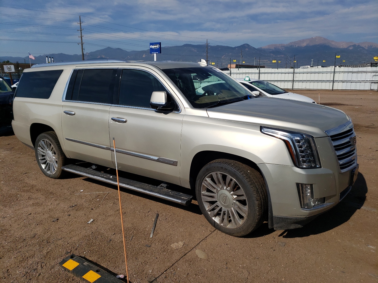 2015 Cadillac Escalade Esv Platinum vin: 1GYS4UKJ8FR610432