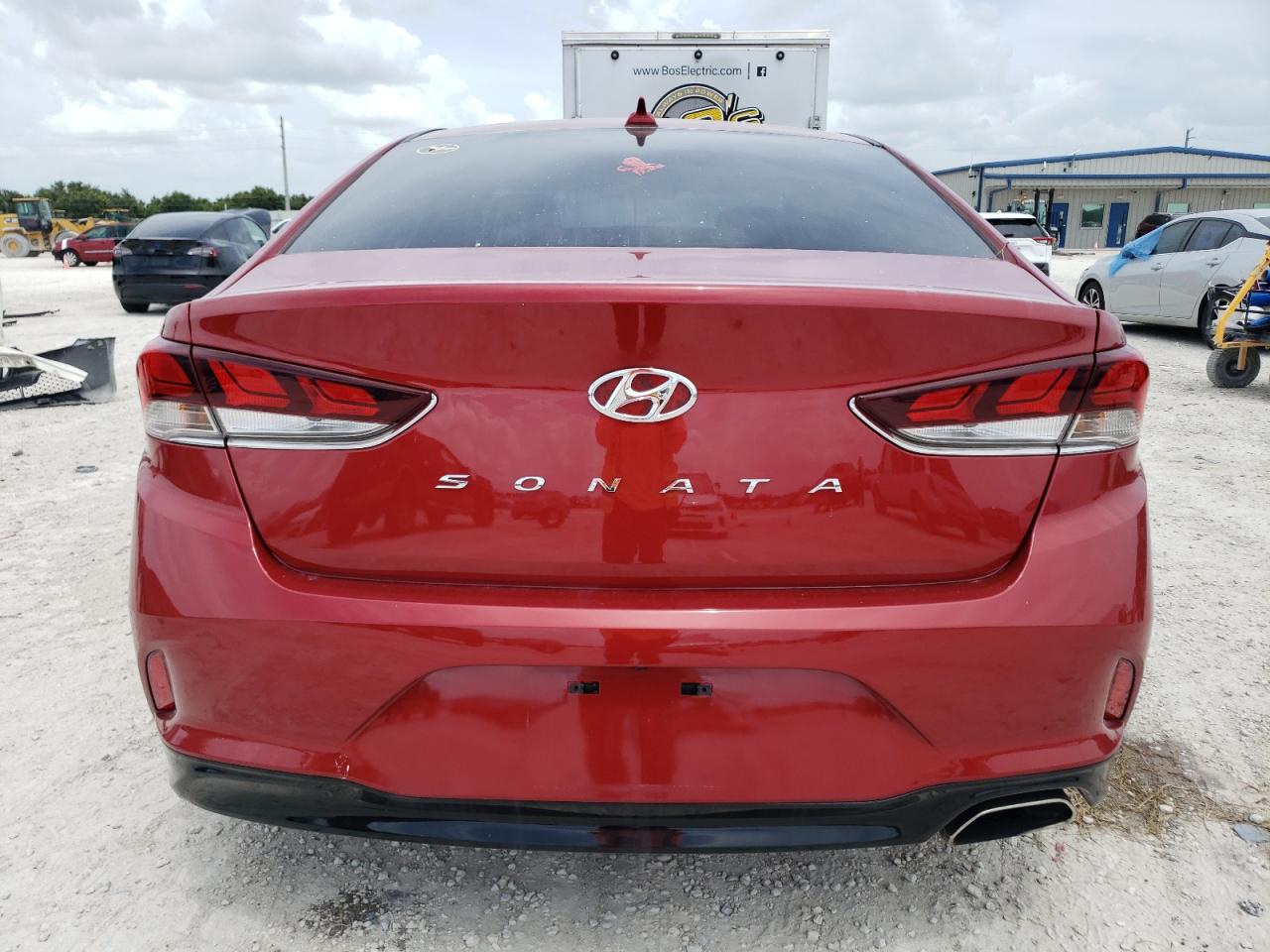 2018 Hyundai Sonata Sport VIN: 5NPE34AF8JH646978 Lot: 64876044