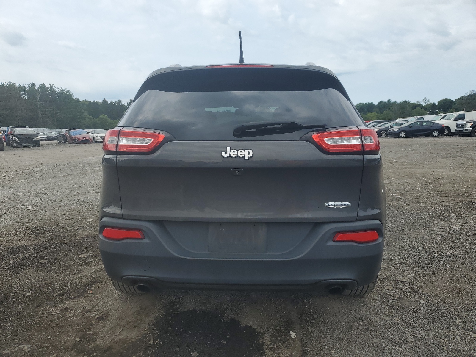 2014 Jeep Cherokee Latitude vin: 1C4PJLCS1EW295334