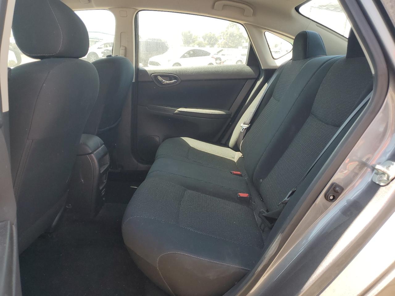 2019 Nissan Sentra S VIN: 3N1AB7AP6KY402720 Lot: 63462604