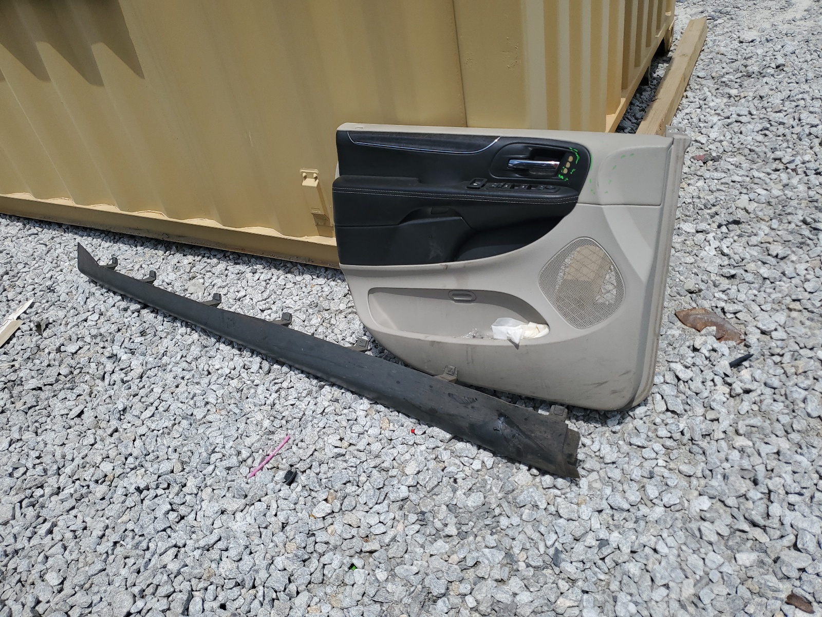 2C4RC1GG7ER367885 2014 Chrysler Town & Country Limited