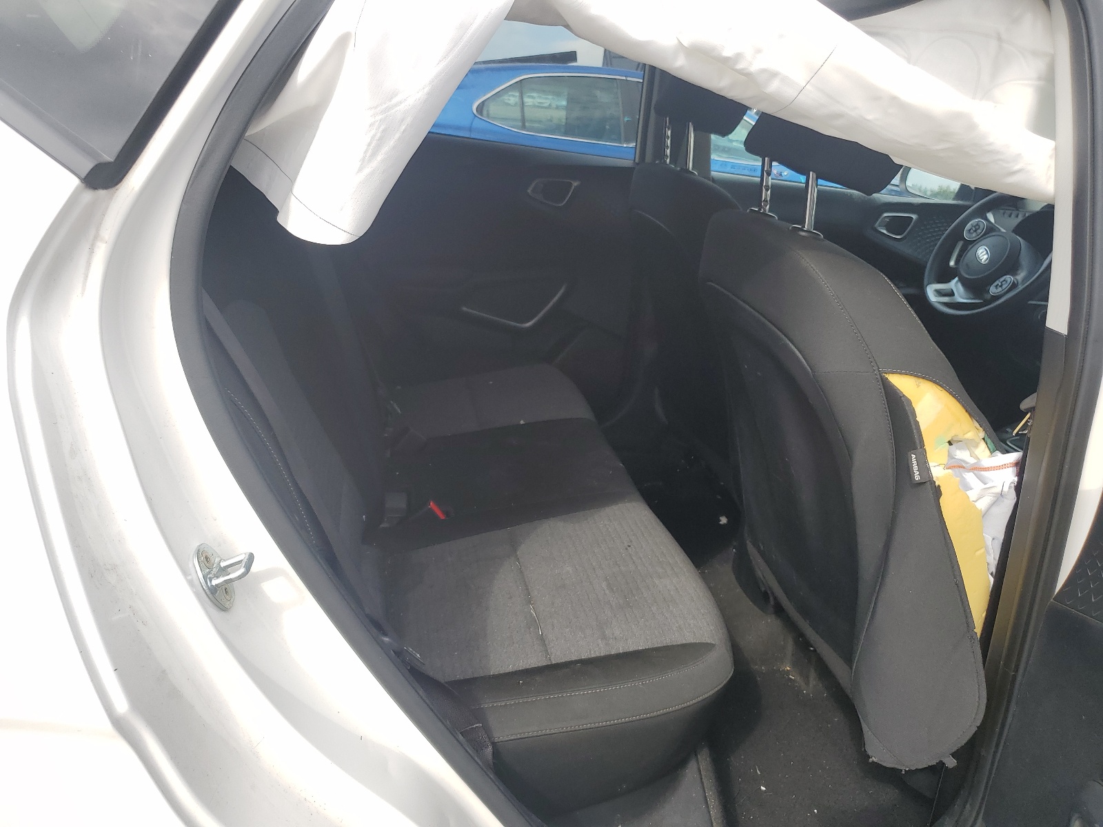 KNDJ23AU4L7057265 2020 Kia Soul Lx