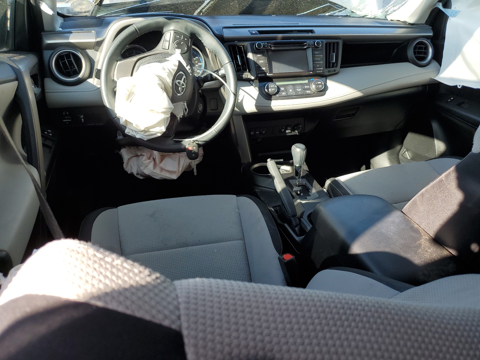 2T3RFREV5GW431793 2016 Toyota Rav4 Xle