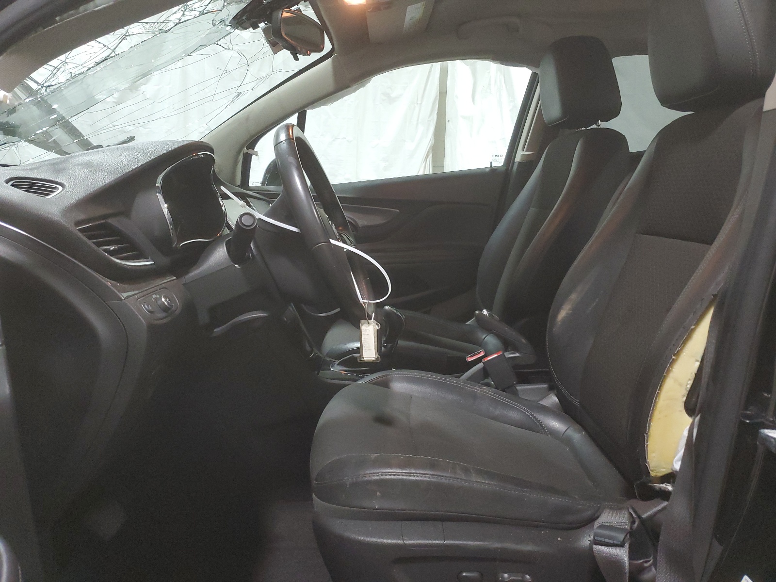 KL4CJESB1LB016930 2020 Buick Encore Preferred