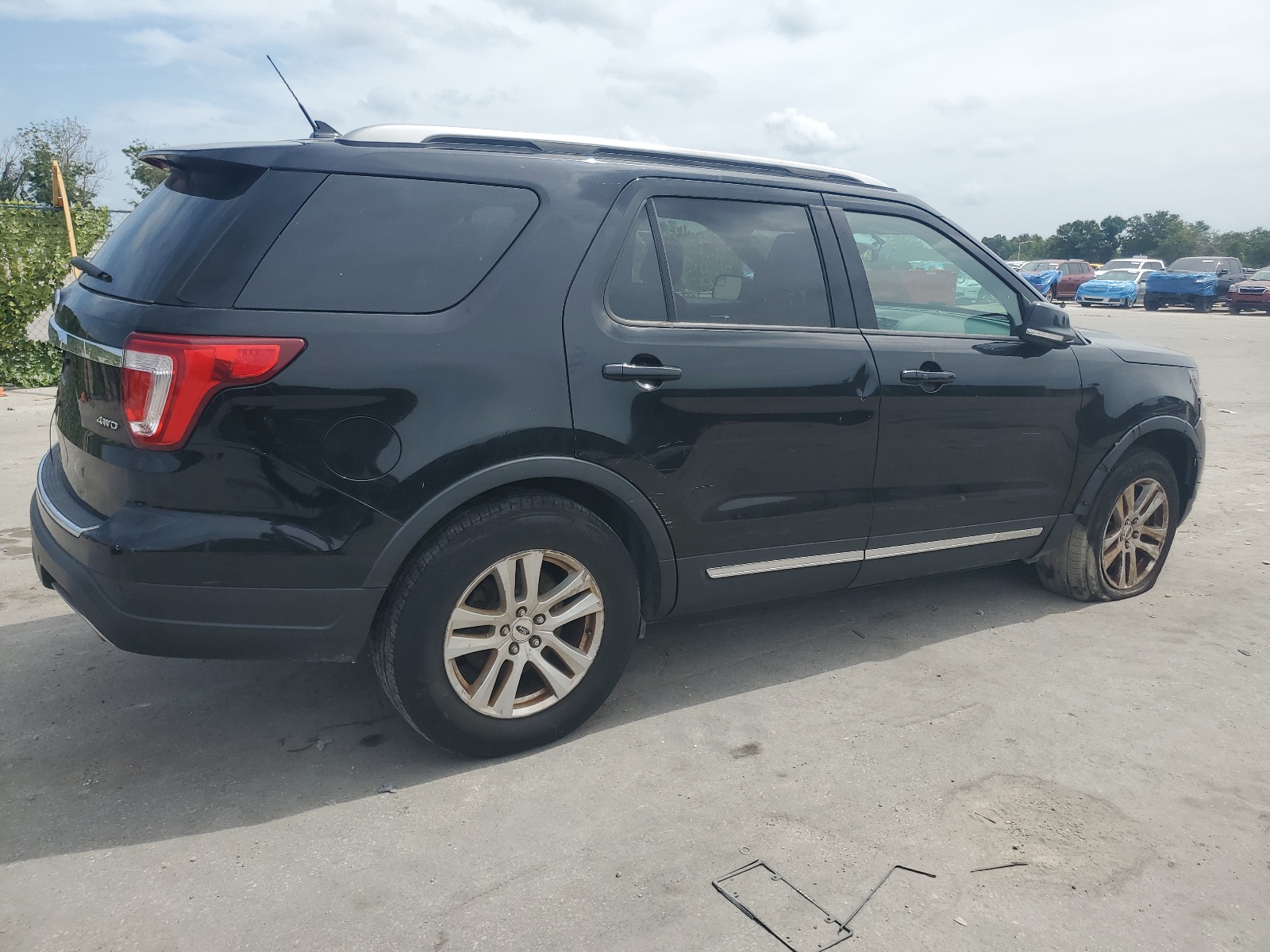 2018 Ford Explorer Xlt vin: 1FM5K8D86JGB37608