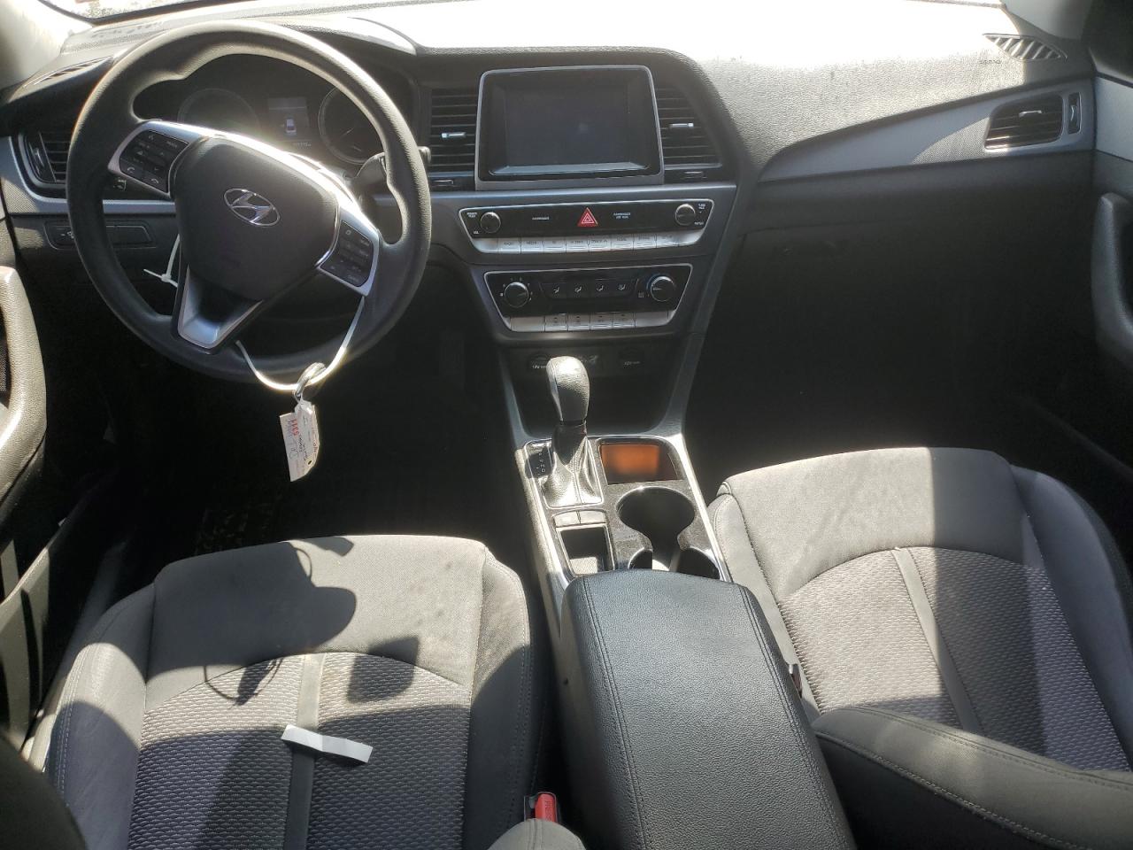 5NPE24AF3KH750198 2019 Hyundai Sonata Se