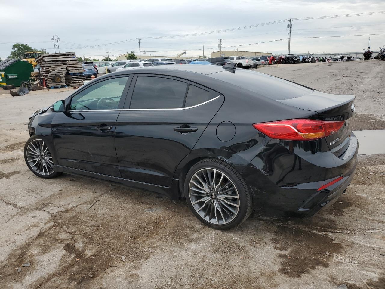 VIN KMHD04LB6JU504984 2018 HYUNDAI ELANTRA no.2