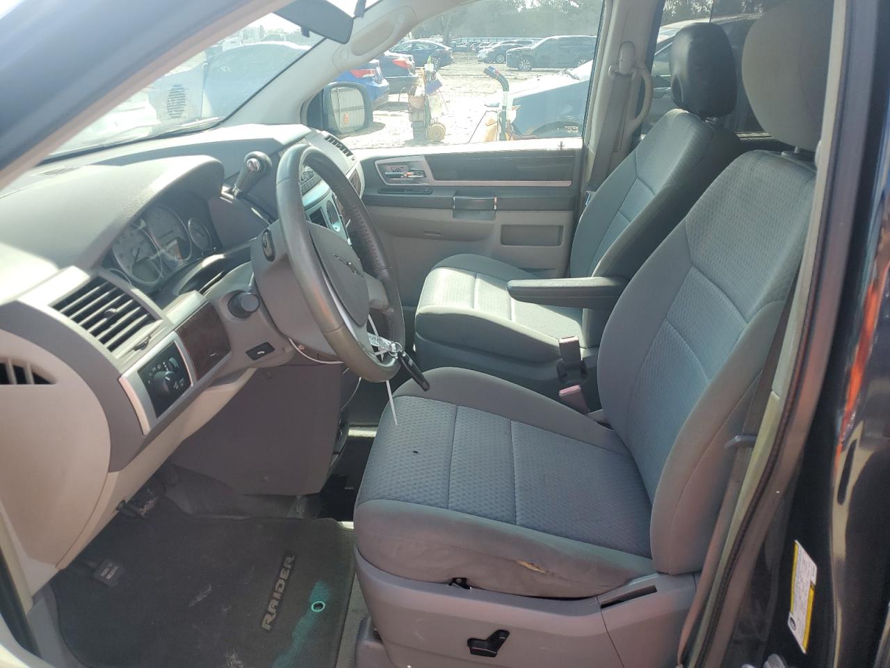 2010 Chrysler Town & Country Touring VIN: 2A4RR5D12AR149024 Lot: 64203764