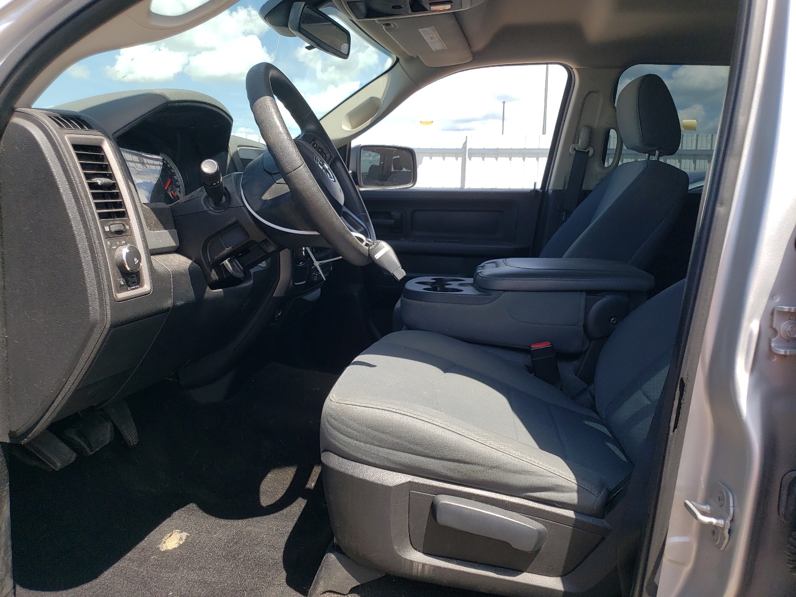 1C6RR6KT9ES237550 2014 Ram 1500 St