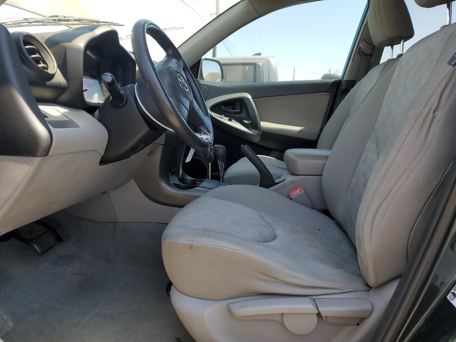 2T3ZF4DV8BW080942 2011 Toyota Rav4