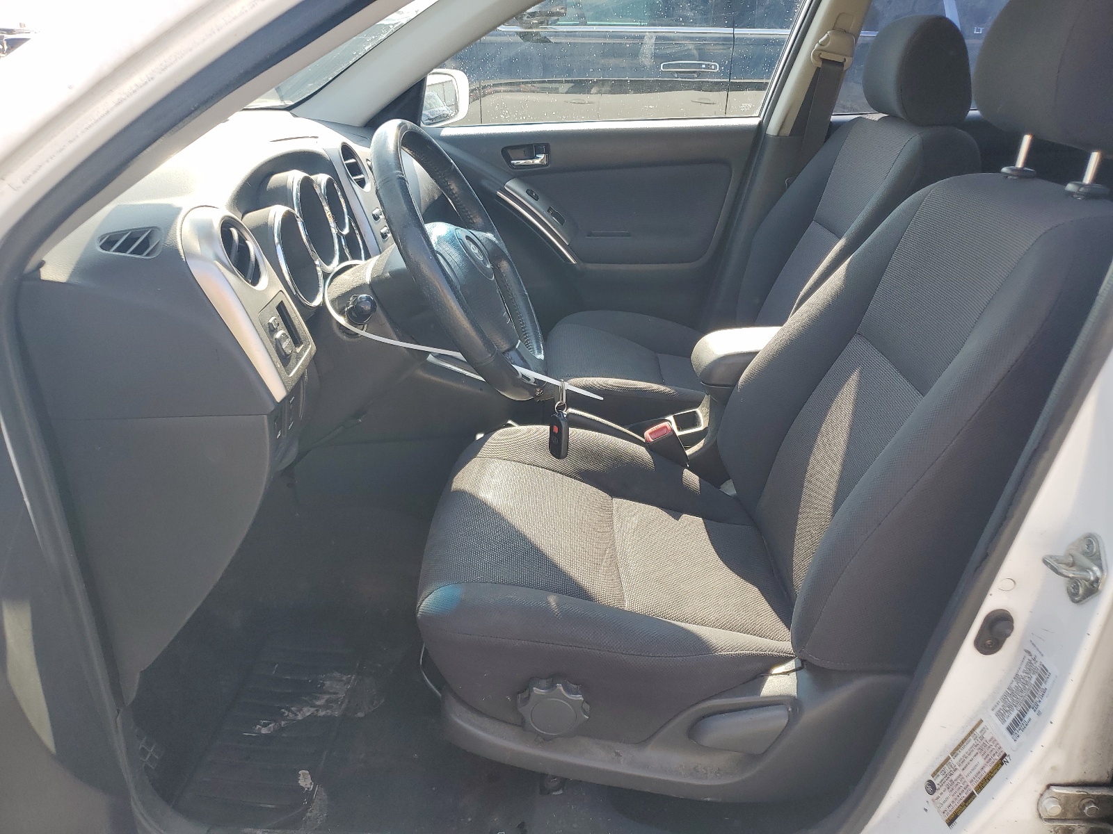 2T1KR32E04C240234 2004 Toyota Corolla Matrix Xr