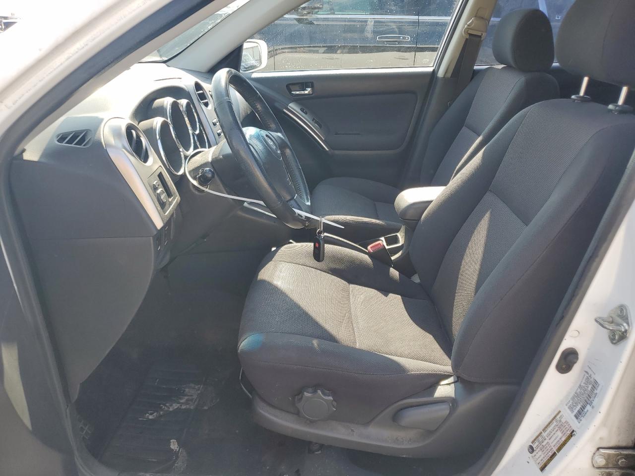 2004 Toyota Corolla Matrix Xr VIN: 2T1KR32E04C240234 Lot: 62559404