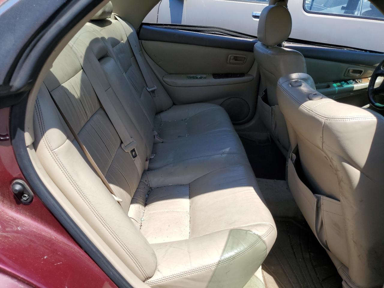 1997 Lexus Es 300 VIN: JT8BF22G2V5013273 Lot: 63509444