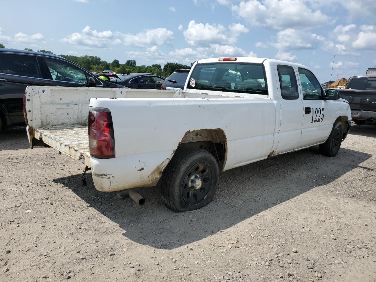 2004 Chevrolet Silverado C1500 VIN: 1GCEC19V34E333934 Lot: 64135014