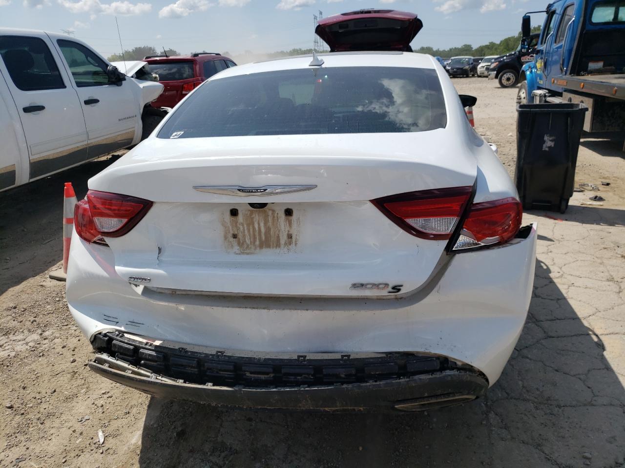 2015 Chrysler 200 S VIN: 1C3CCCDGXFN540453 Lot: 63902954