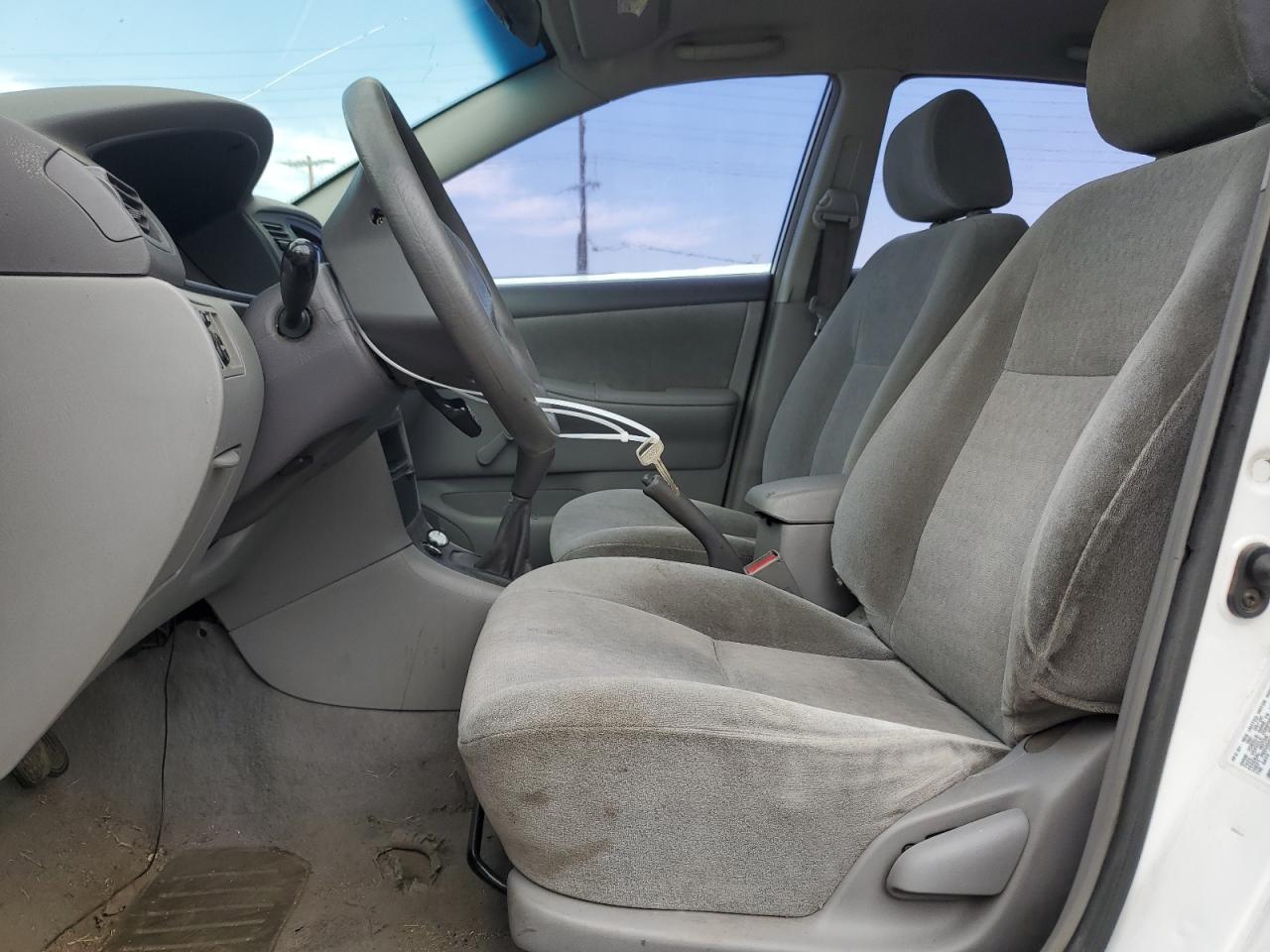 2003 Toyota Corolla Ce VIN: 1NXBR32E93Z037632 Lot: 63672884