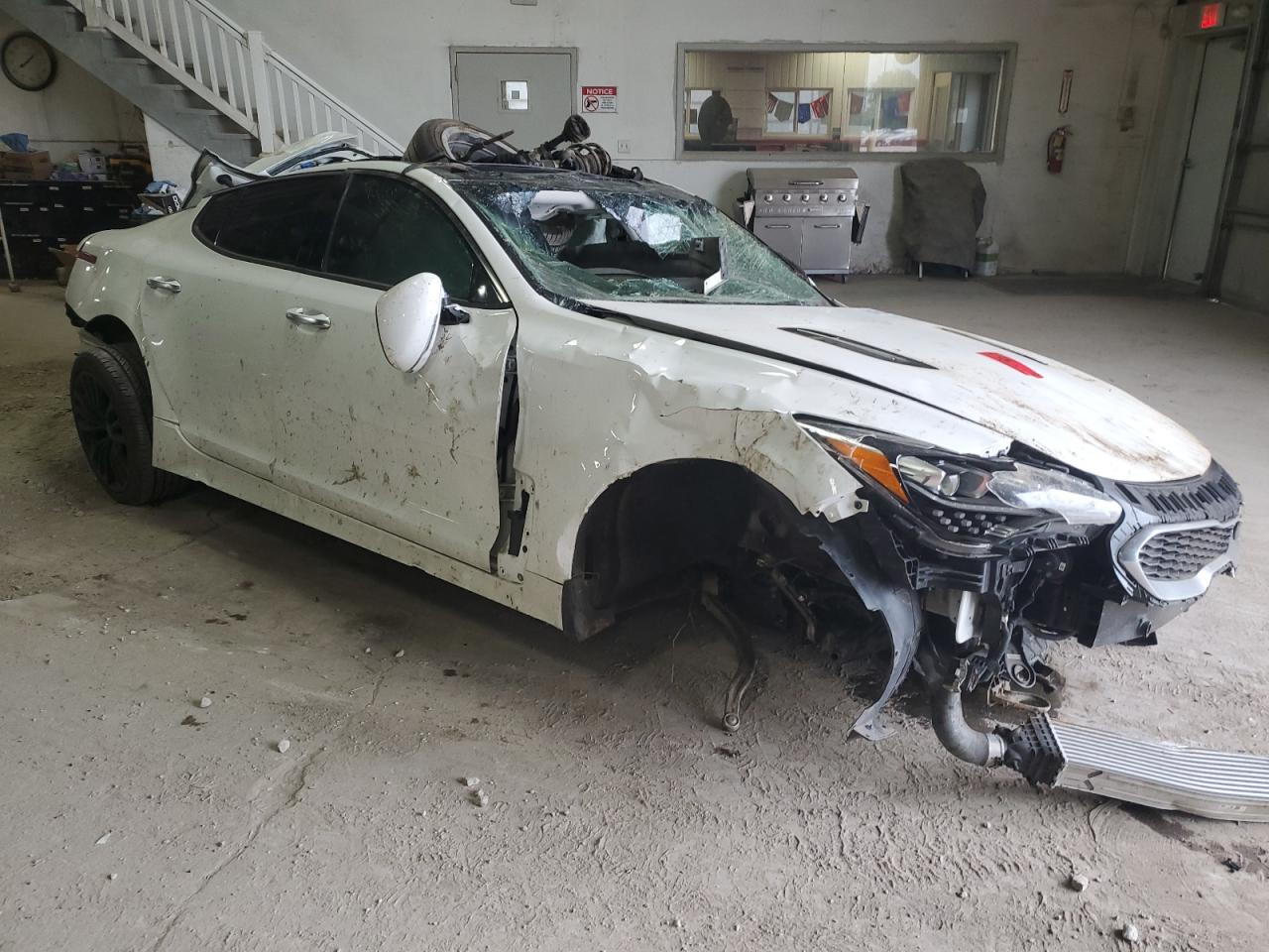 2019 Kia Stinger - Image 4