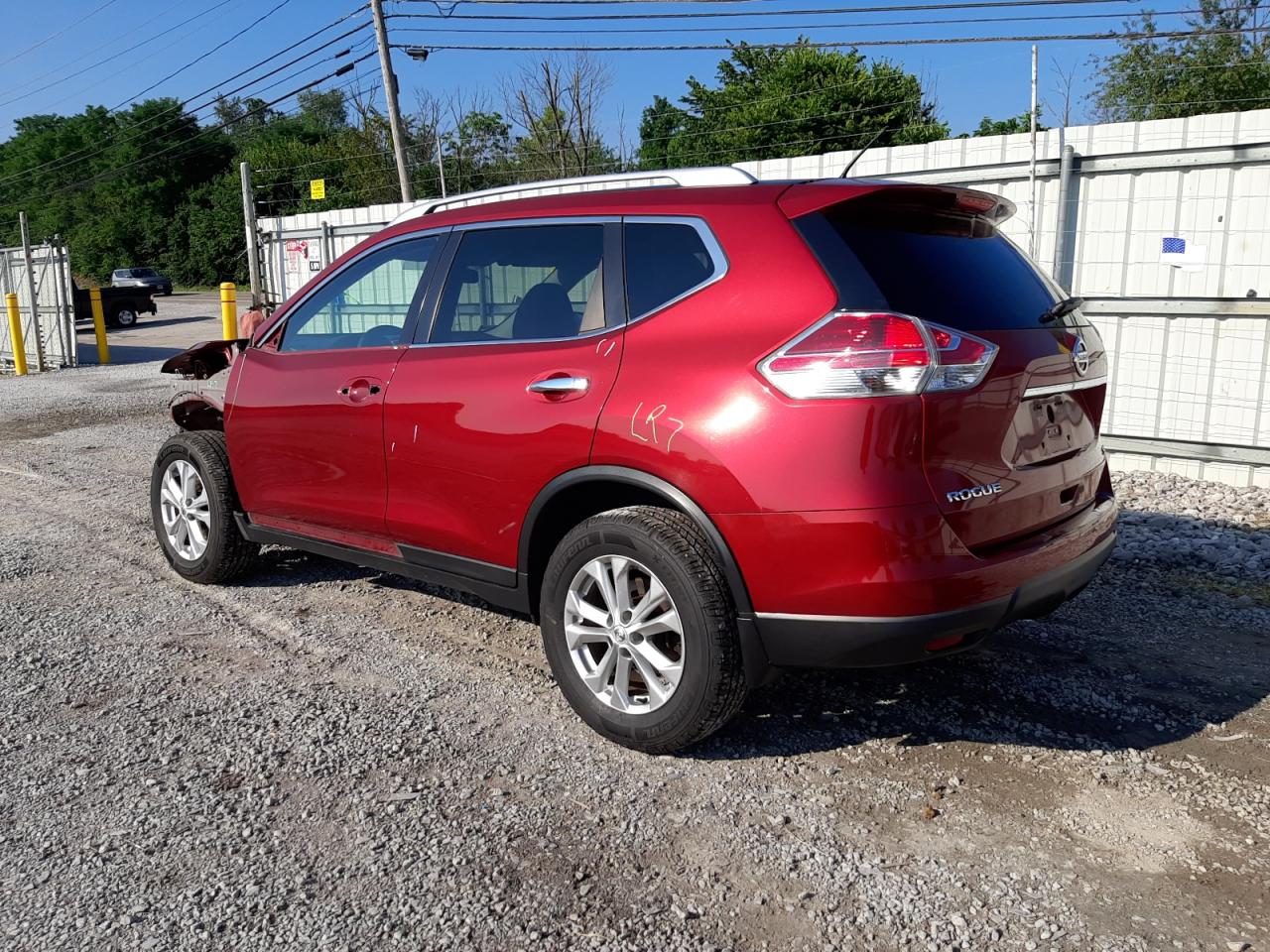 KNMAT2MV2GP708281 2016 NISSAN ROGUE - Image 2