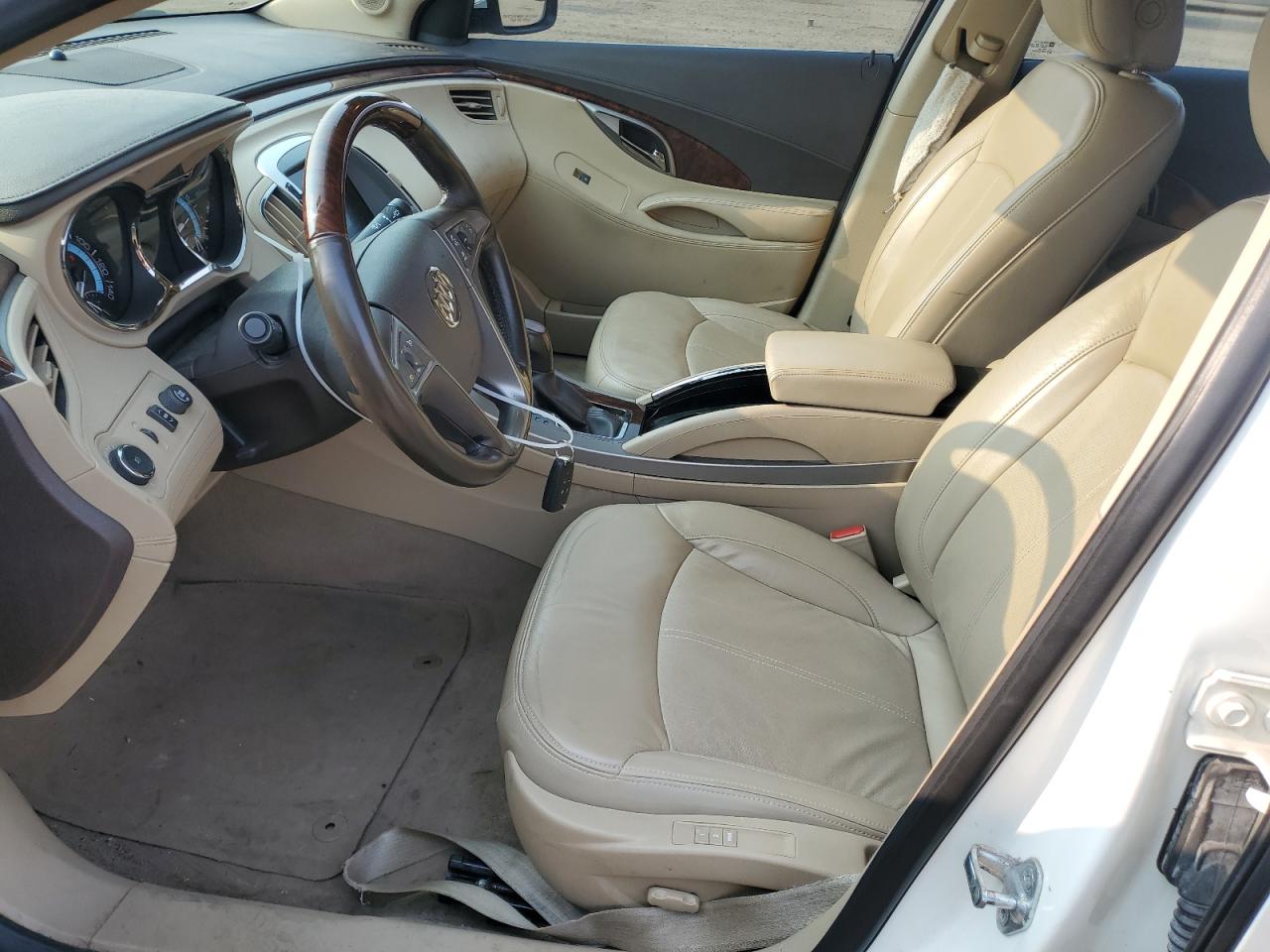 2010 Buick Lacrosse Cxs VIN: 1G4GE5EV8AF318301 Lot: 63741274