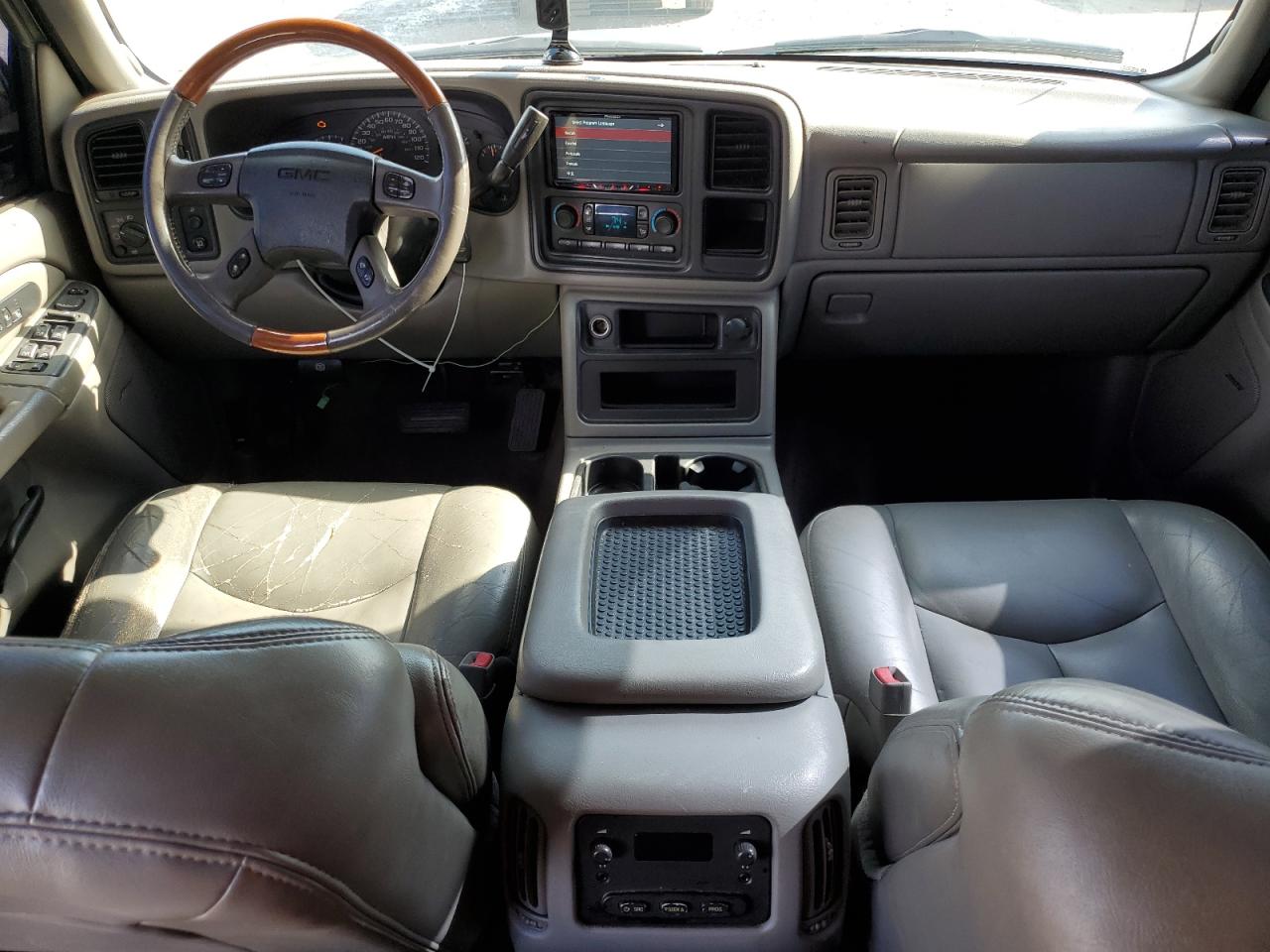 2005 GMC New Sierra K1500 VIN: 2GTEK13T651126063 Lot: 64301454