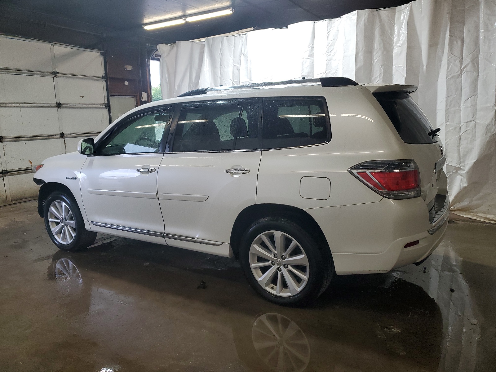 2013 Toyota Highlander Hybrid Limited vin: JTEDC3EH8D2012587