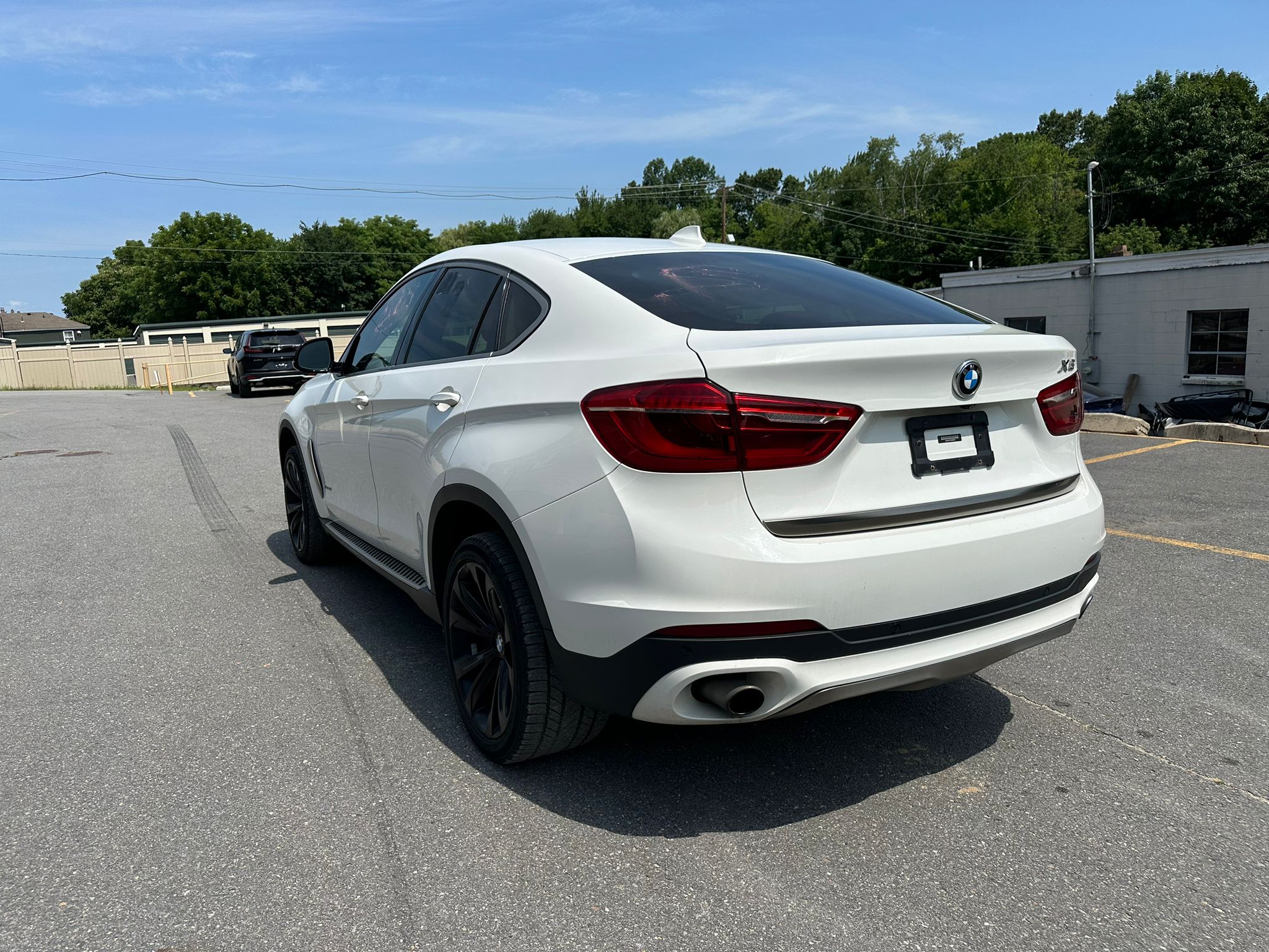 2016 BMW X6 xDrive35I vin: 5UXKU2C51G0N83347