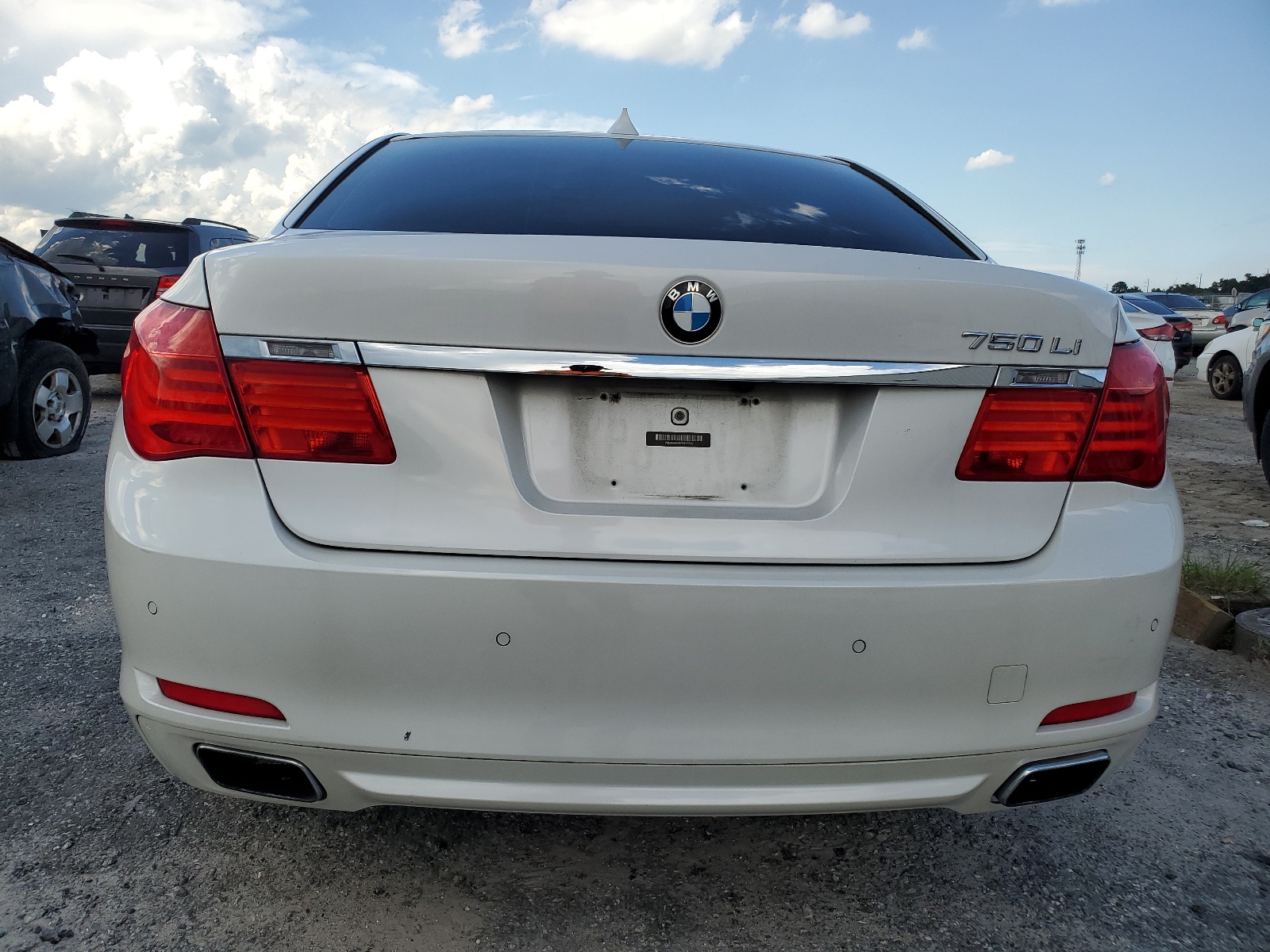 WBAKB8C58CDX20519 2012 BMW 750 Li