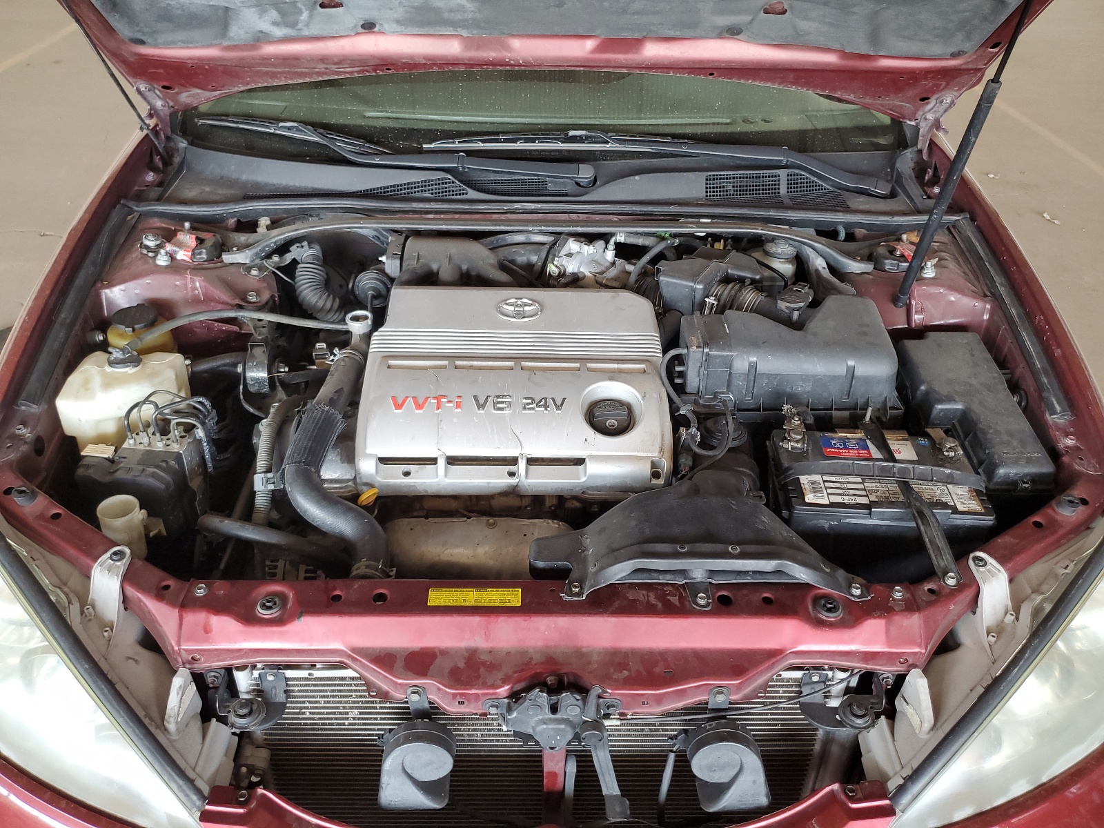 4T1BF30K15U093715 2005 Toyota Camry Le