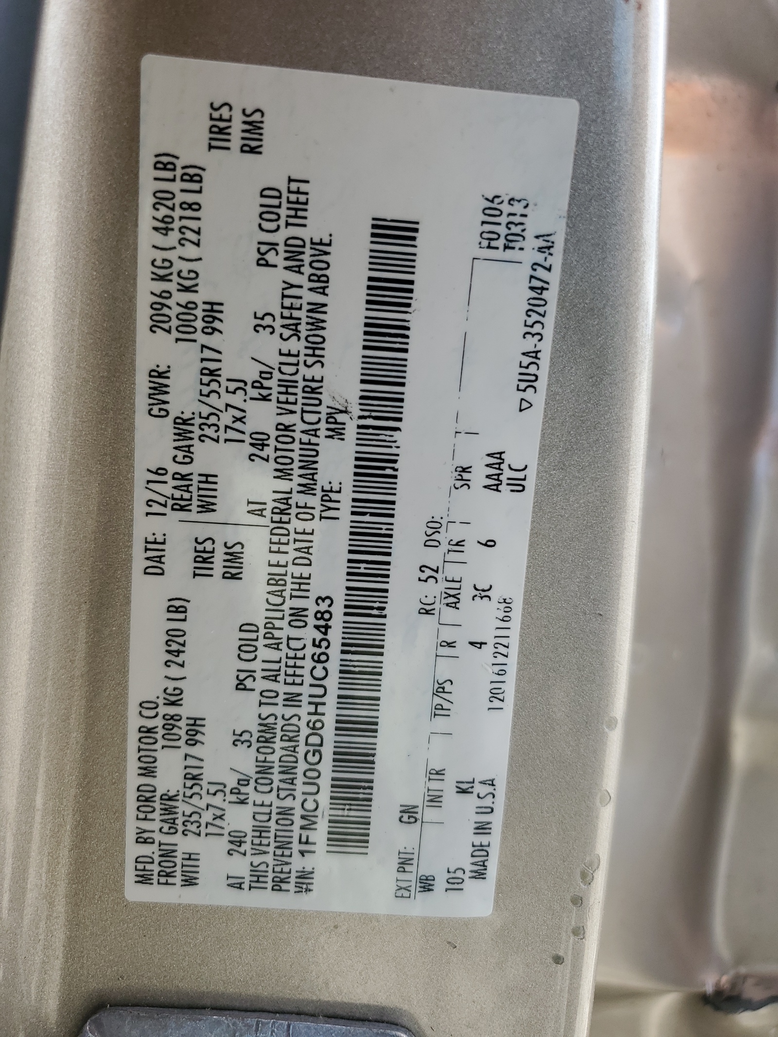 1FMCU0GD6HUC65483 2017 Ford Escape Se