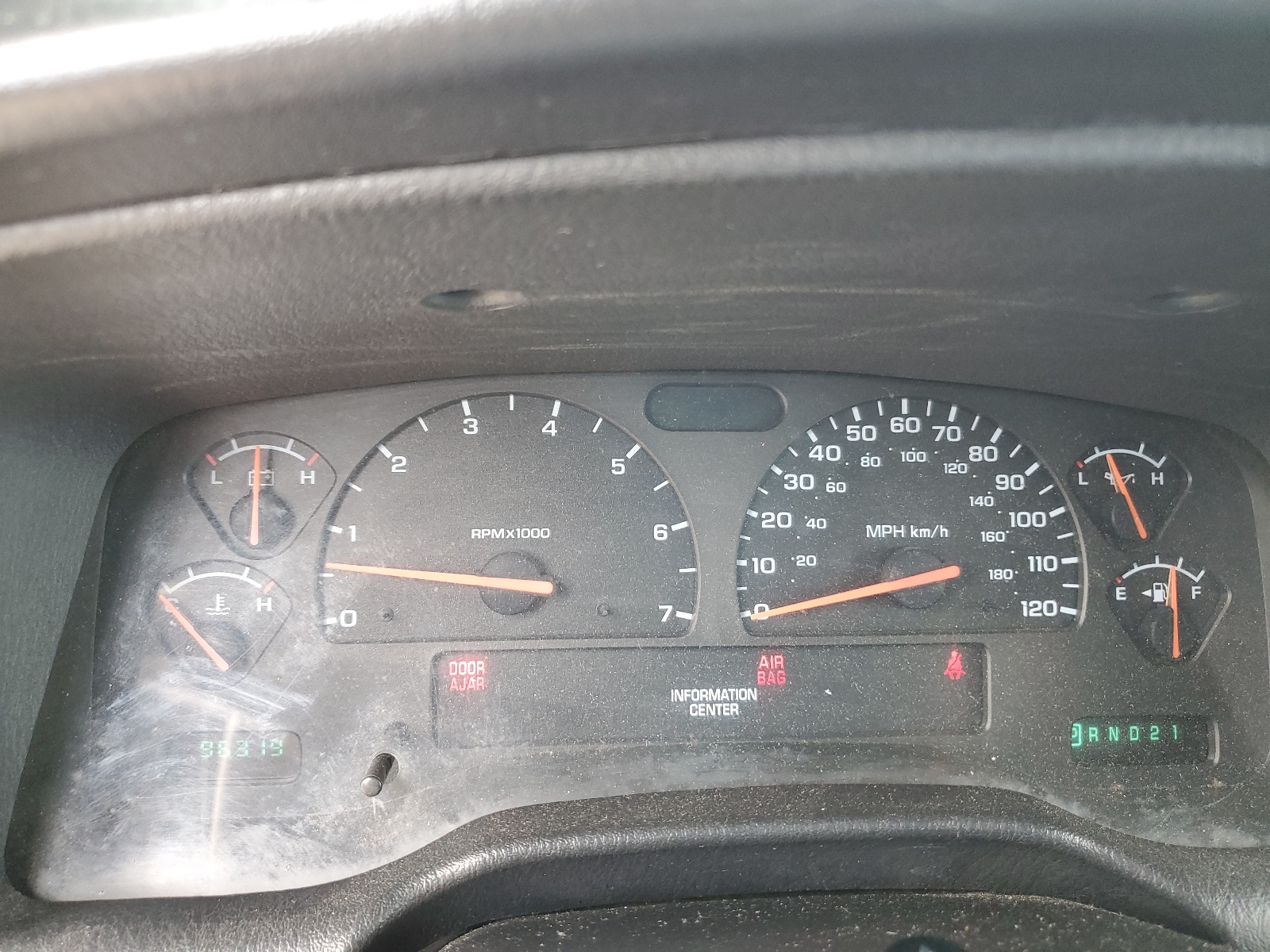 1B4HS38N12F157483 2002 Dodge Durango Sport