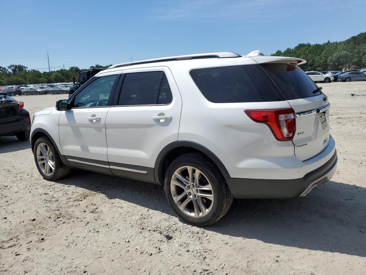 1FM5K8D83GGC97650 2016 FORD EXPLORER - Image 2