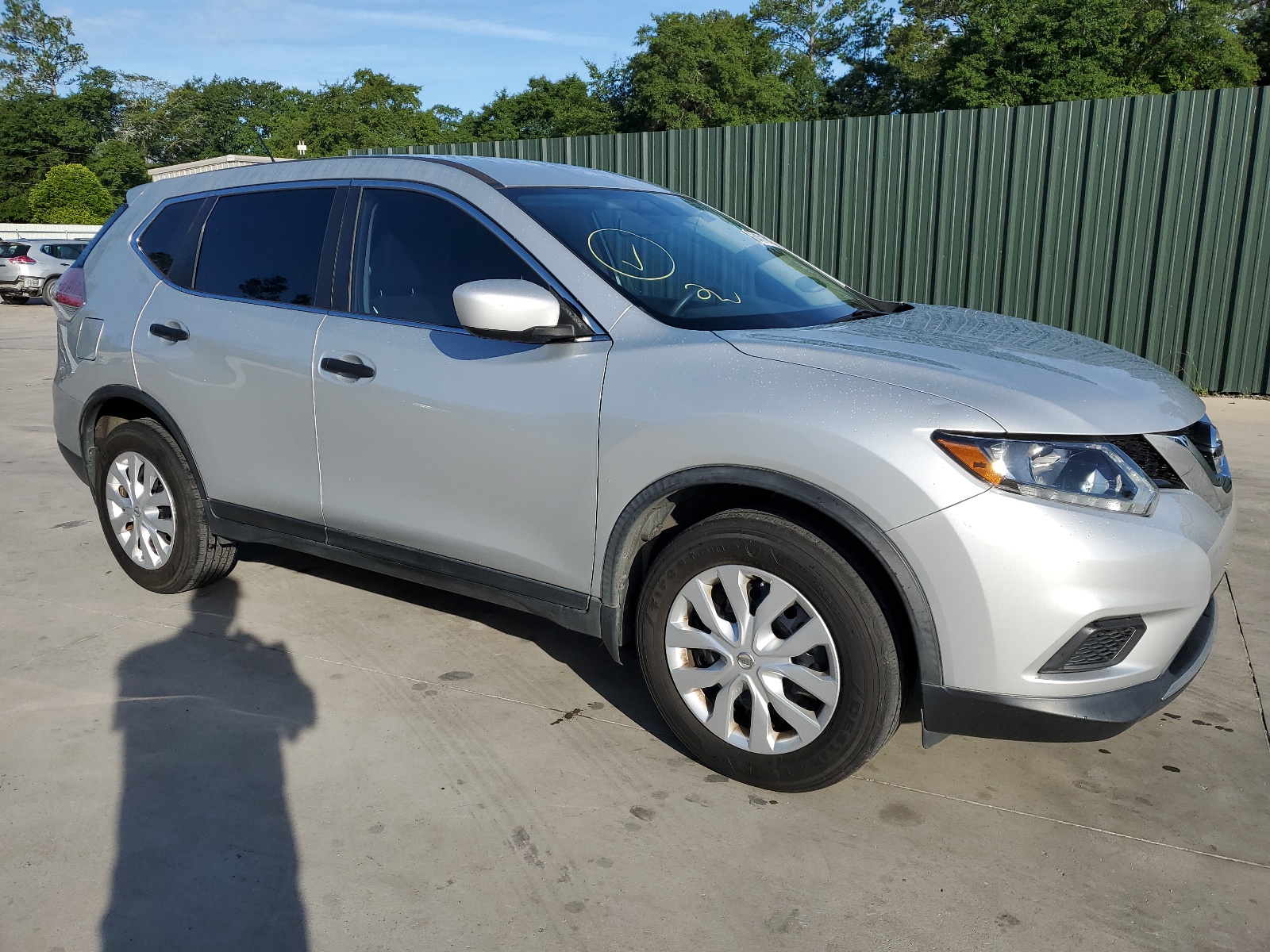 2016 Nissan Rogue S vin: JN8AT2MT4GW014233