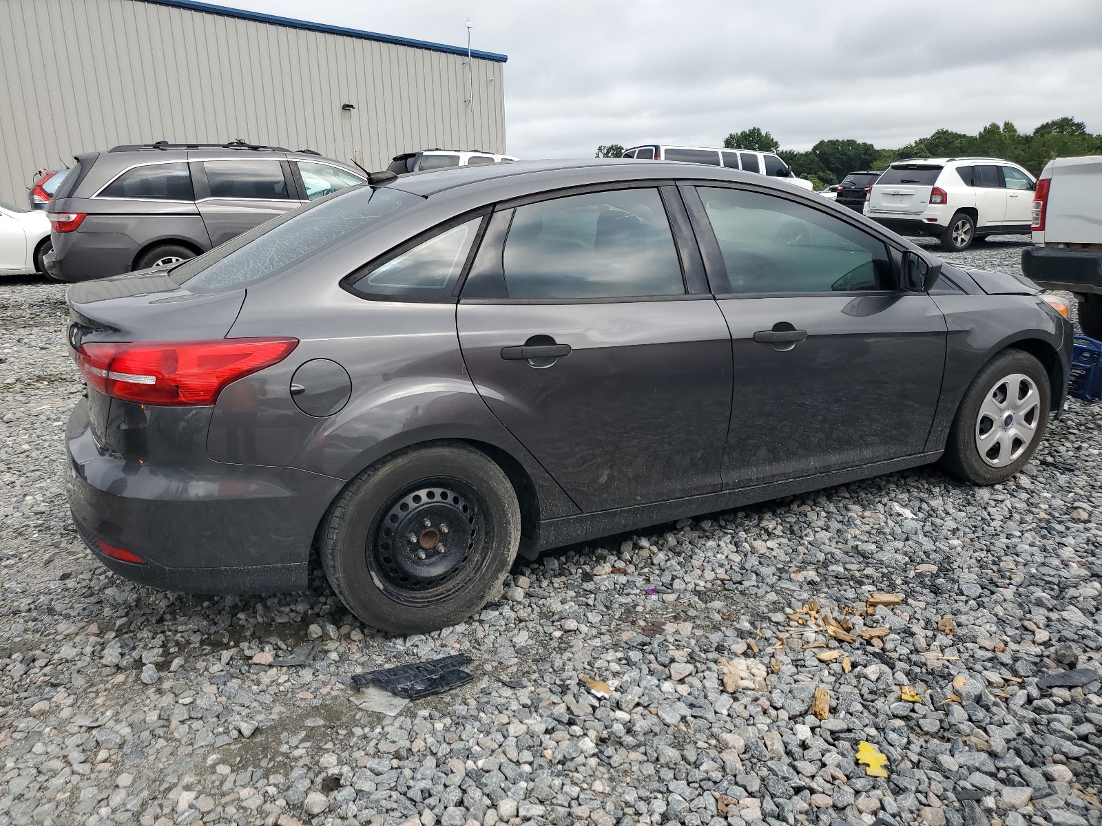 2015 Ford Focus S vin: 1FADP3E24FL347823