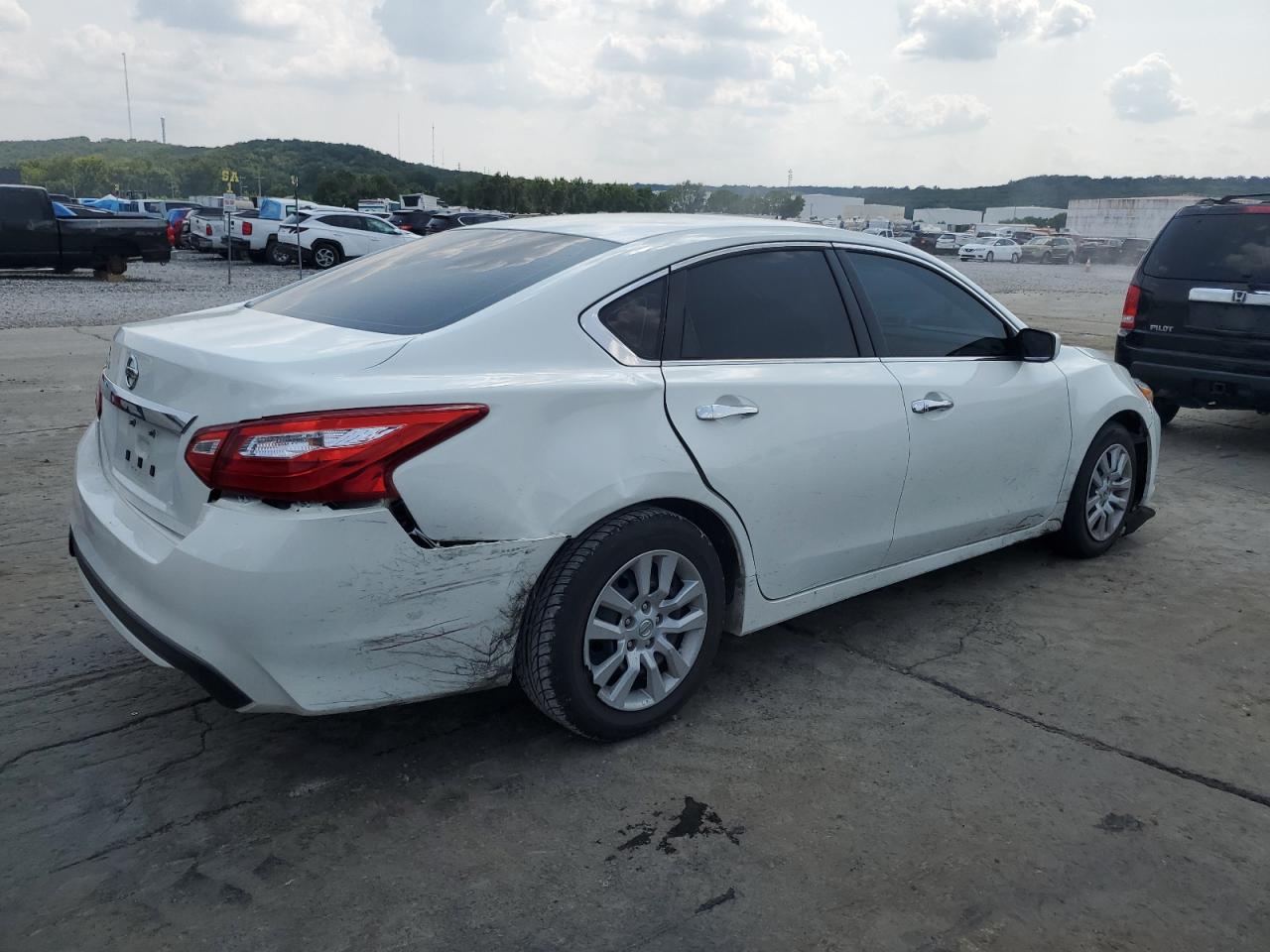 2017 Nissan Altima 2.5 VIN: 1N4AL3AP8HN341904 Lot: 64504224