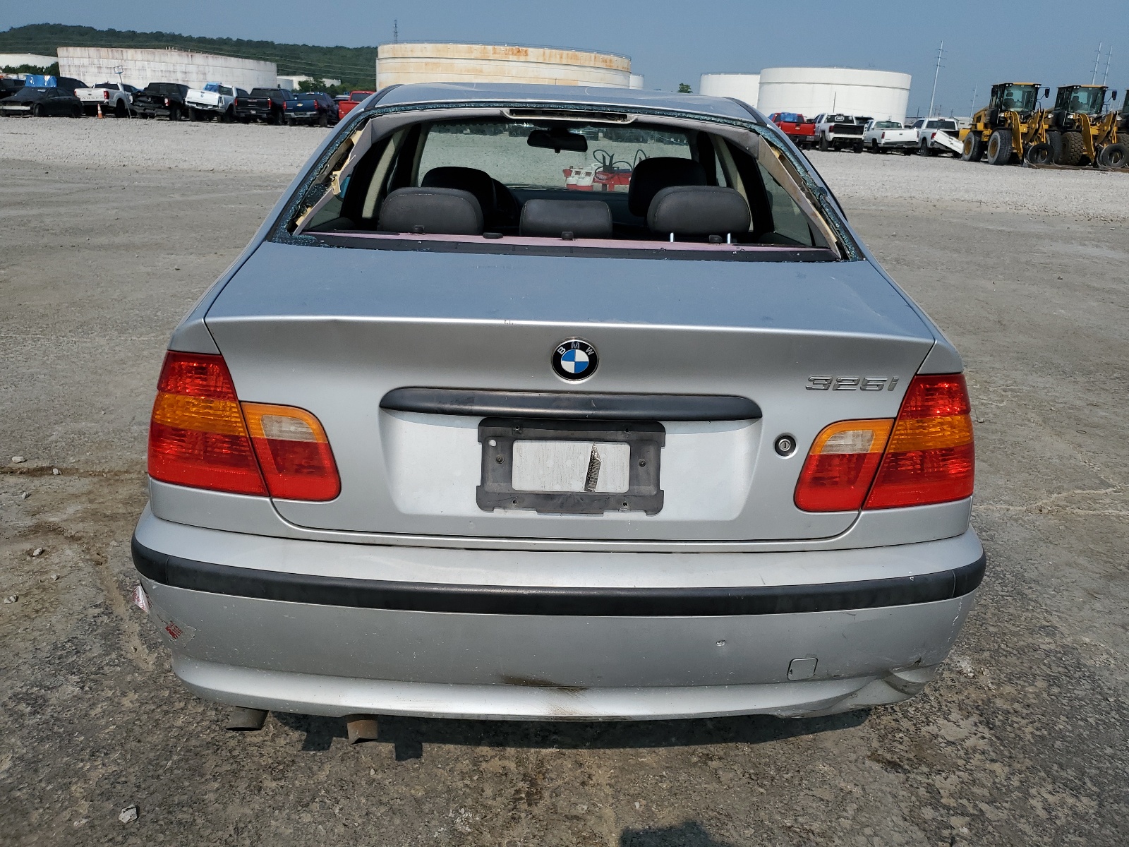 WBAEV33484KR27133 2004 BMW 325 I