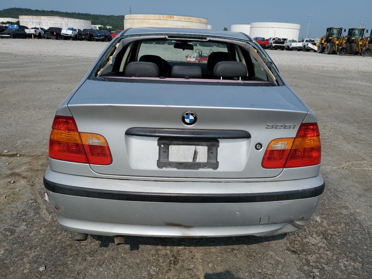 2004 BMW 325 I VIN: WBAEV33484KR27133 Lot: 64399734