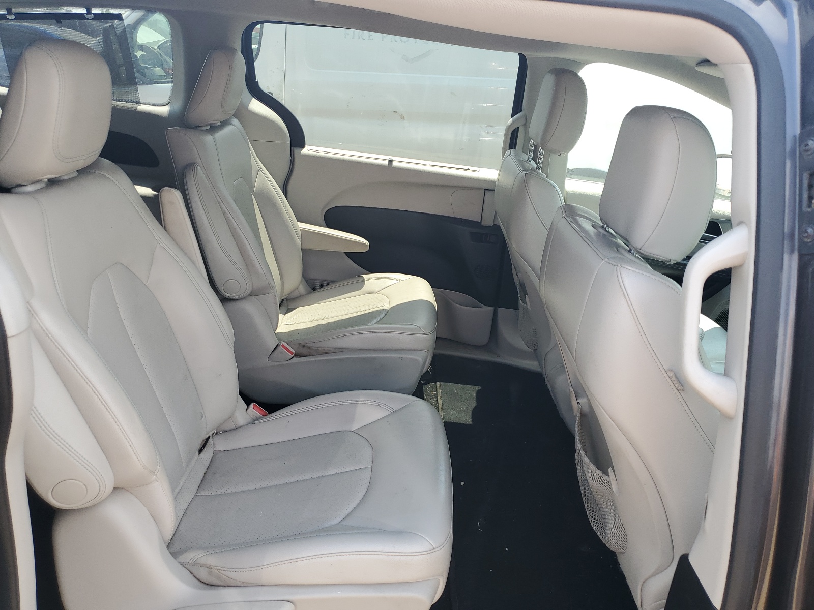 2C4RC1L79JR175660 2018 Chrysler Pacifica Hybrid Touring L