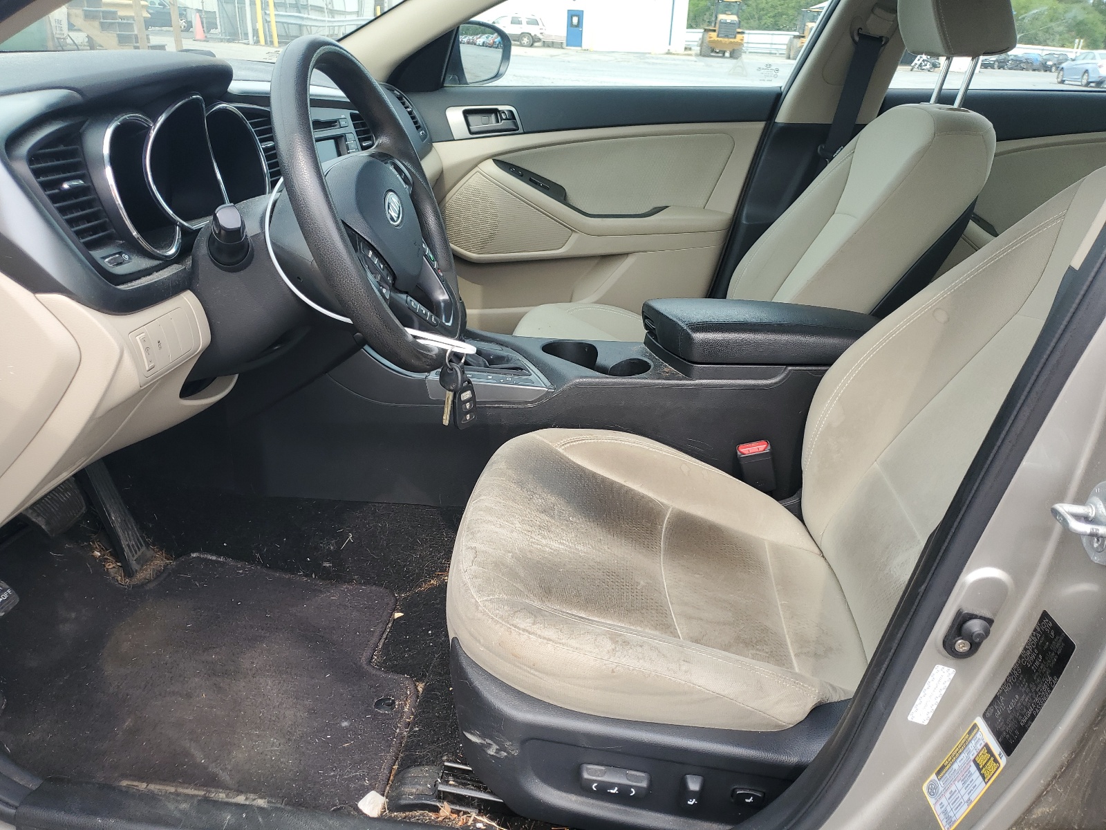 KNAGM4A78C5286156 2012 Kia Optima Lx