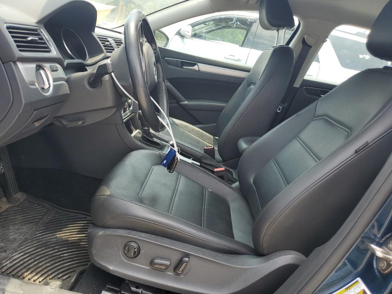 2019 Volkswagen Passat Wolfsburg VIN: 1VWLA7A3XKC001764 Lot: 62951754